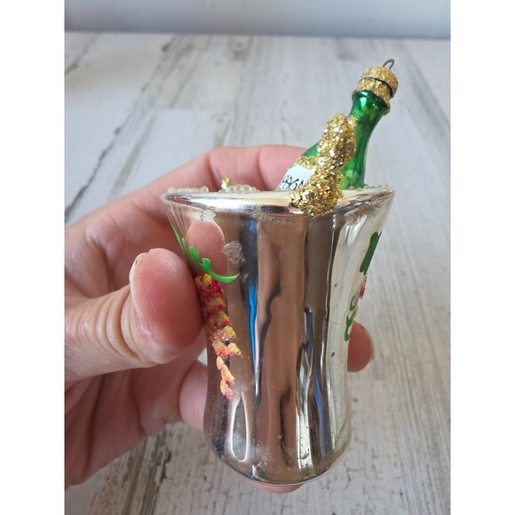 Vintage champagne ice box glass ornament Xmas tree 1974 - Picture 2 of 9